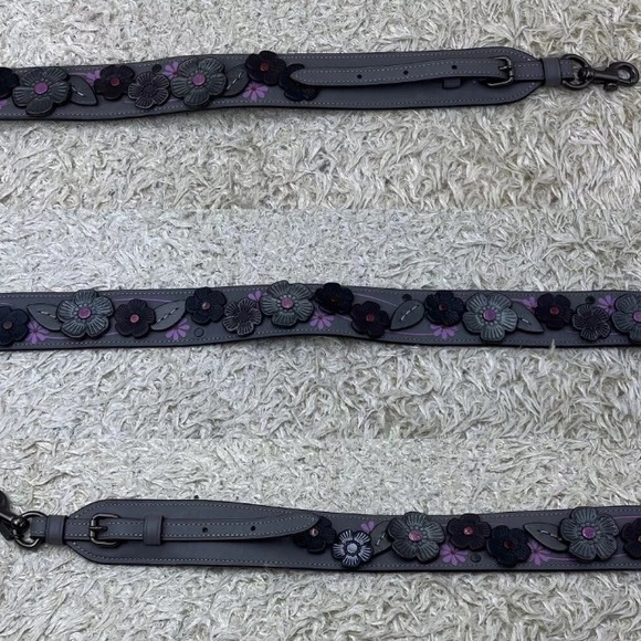 ISO A MATCHING COACH TEA ROSE SHOULDER STRAP TO match THIS TEA ROSE DINKY BAG - Picture 13 of 14